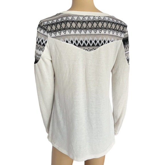 12pm By Mon Ami Southwestern Boho Knit Long Sleeve Lightweight Knit Sweater Sm - Picture 3 of 6